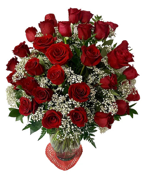 Bouquet of red roses with a clear vase 